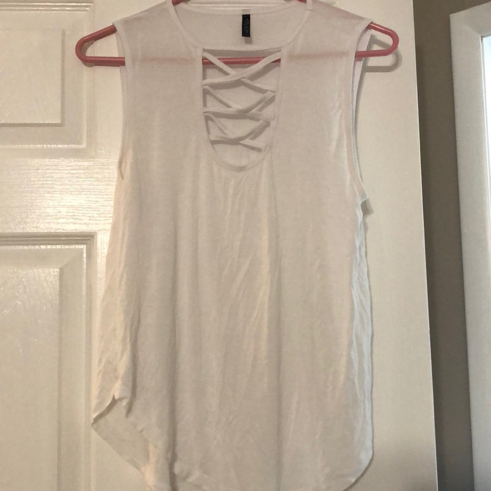 NWOT sleeveless white shirt